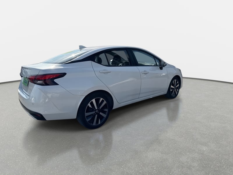 Nissan Versa 1.6 Exclusive 4x2 Cvt At 4p 2023 - Imagen 7 de 8