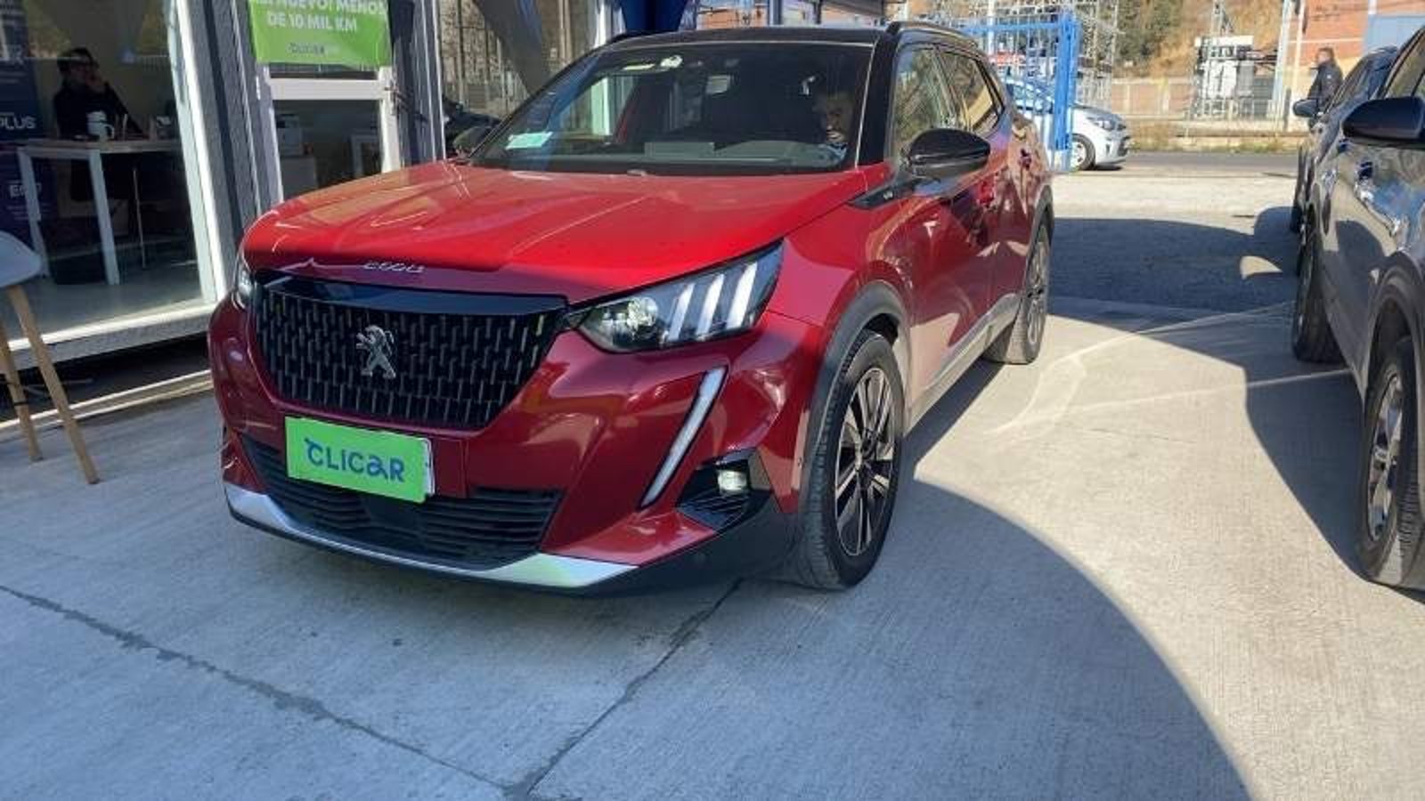 Peugeot 2008 1.5 Gt Bluehdi 130 Diesel 4x2 Eat8 5p 2022 - Imagen 6 de 8