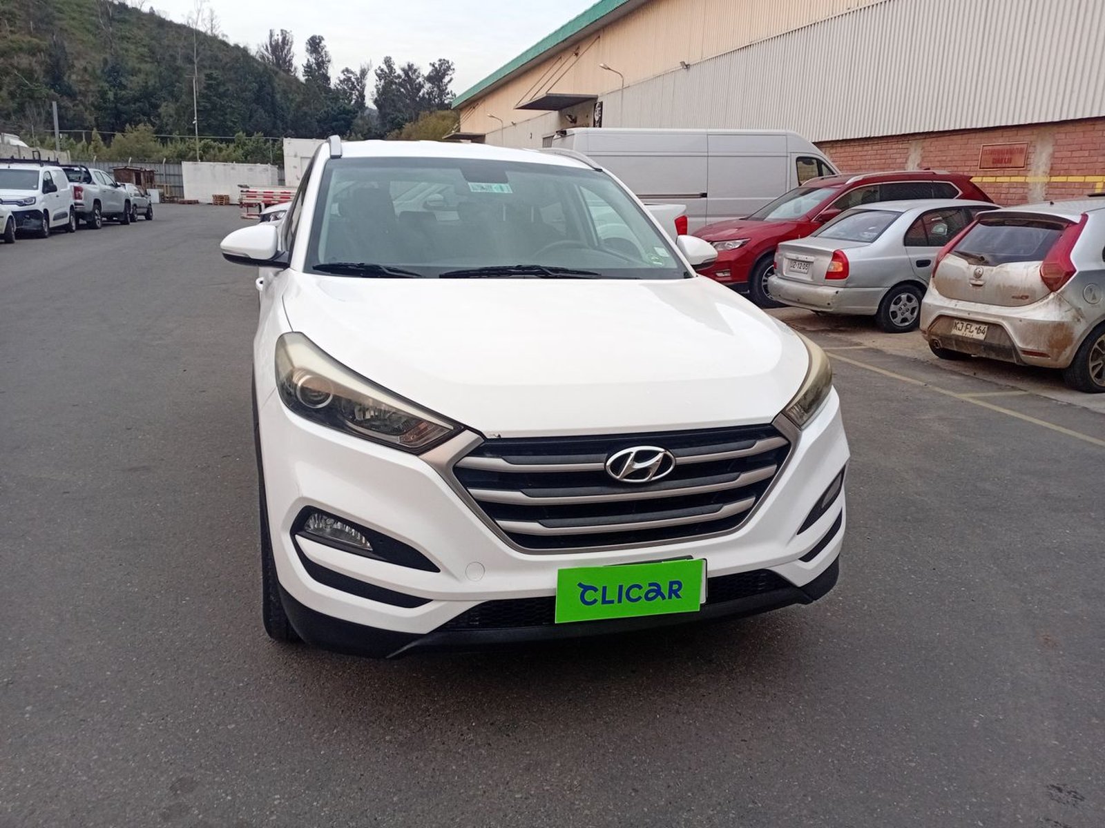 Hyundai Tucson 2.0 Gl Advance Nav 4x2 6at 5p 2017 - Foto 2 de 8