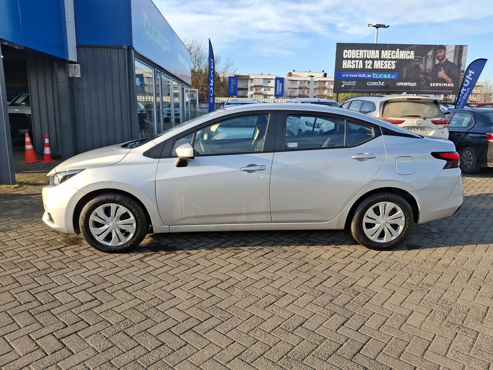 Nissan Versa 1.6 Sense 4x2 Cvt At 4p 2022 - Foto 4 de 8