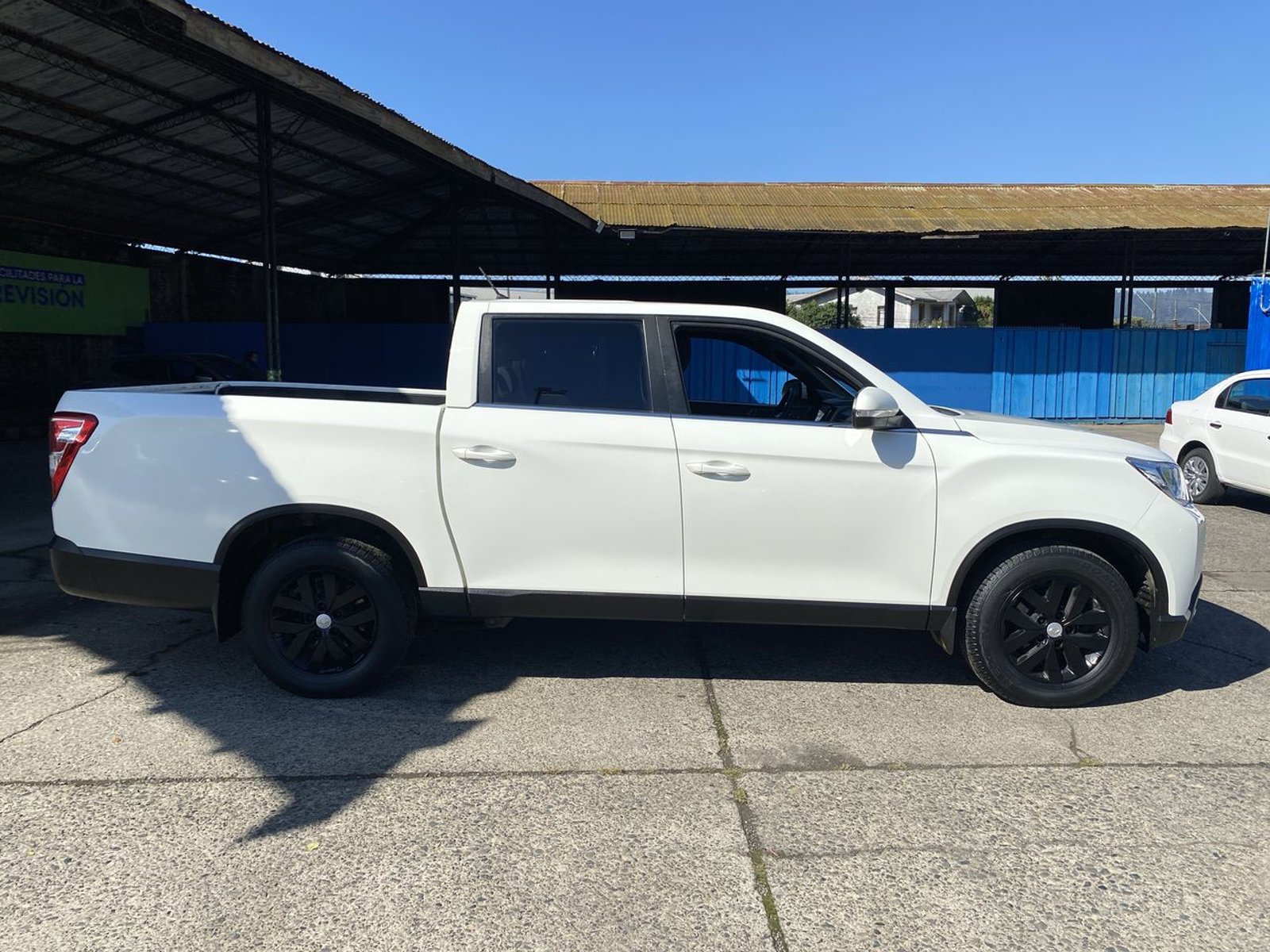 Ssangyong Musso 2.2 Glx Td Diesel 4wd Nueva Radio Mt6 4p 2024 - Imagen 8 de 8