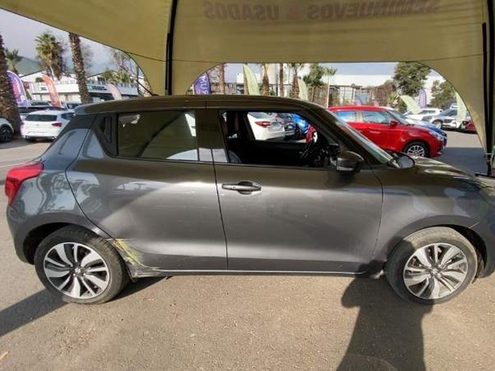 Suzuki Swift 1.2 Glx 4x2 Hb Ac Mt 5p 2020 - Foto 3 de 5