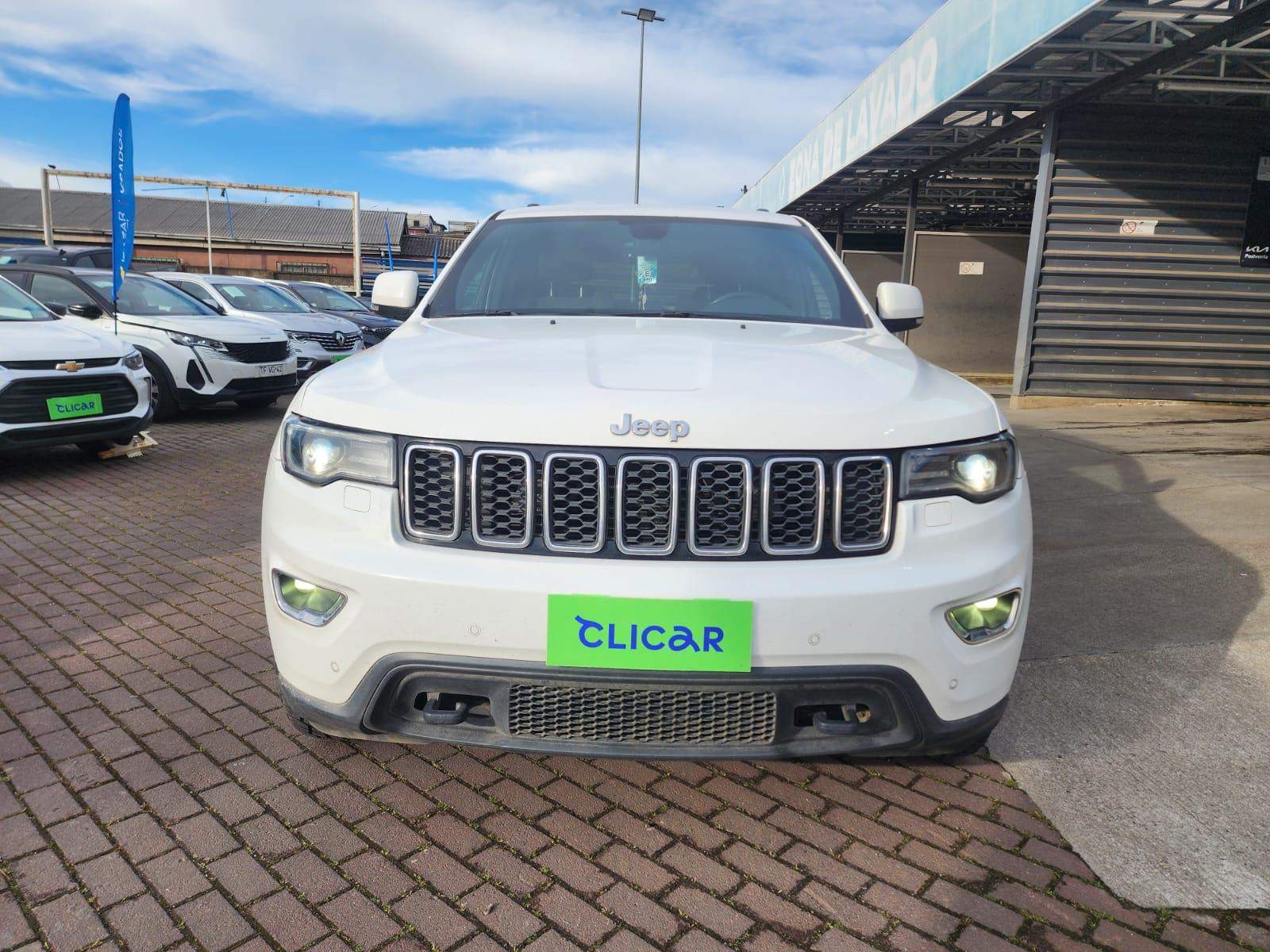 Jeep Grand Cherokee 3.6 Laredo 4x4 At 5p 2018 - Foto 2 de 5