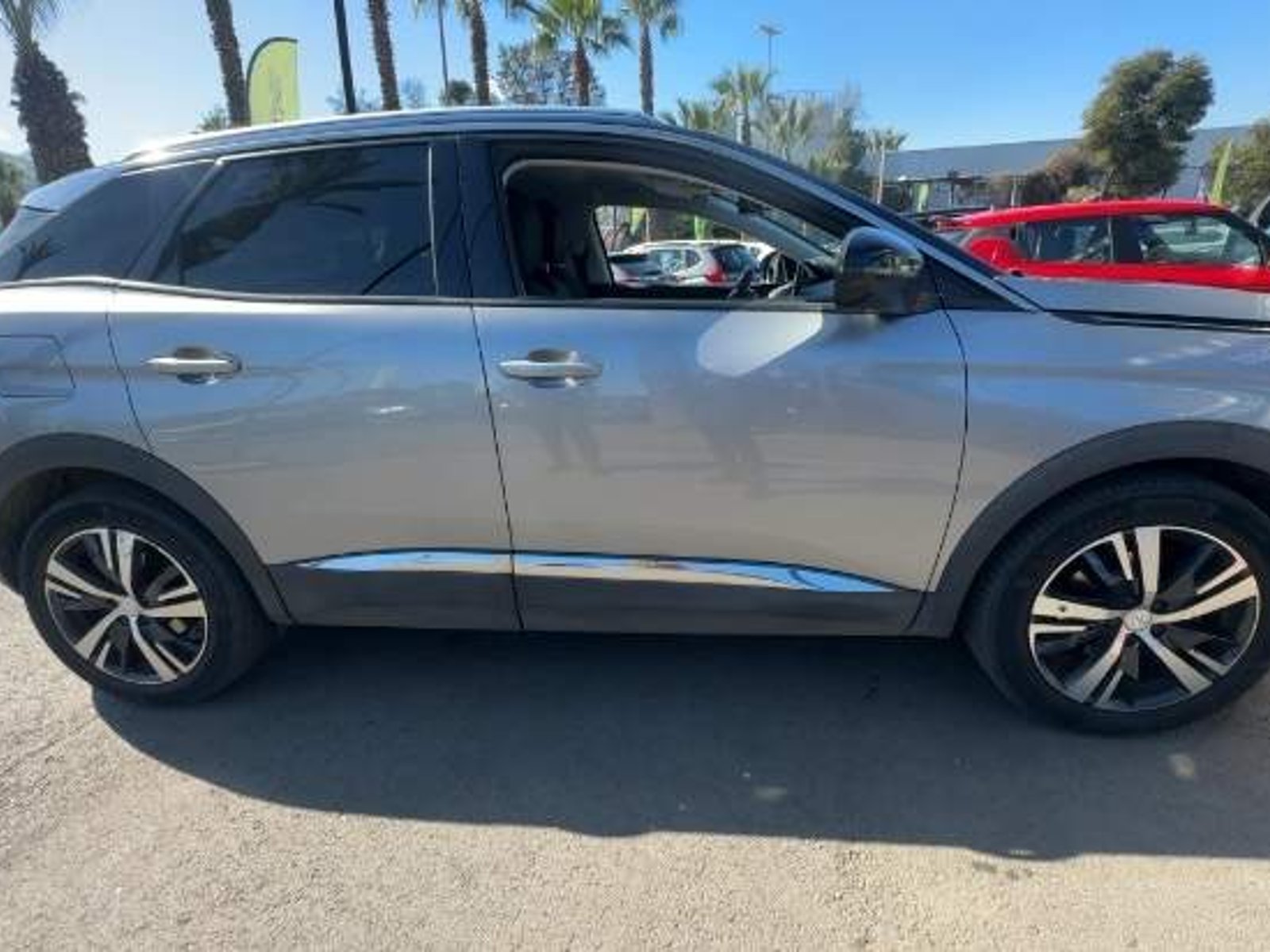Peugeot 3008 1.5 Allure Bluehdi 4x2 130 Eat8 5p 2020 - Foto 3 de 5