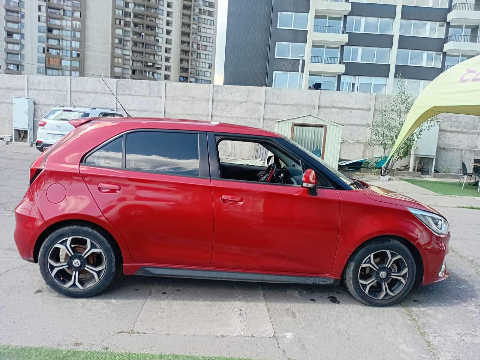 MG 3 1.5 Comfort 4x2 Hb At 5p 2022 - Foto 3 de 5