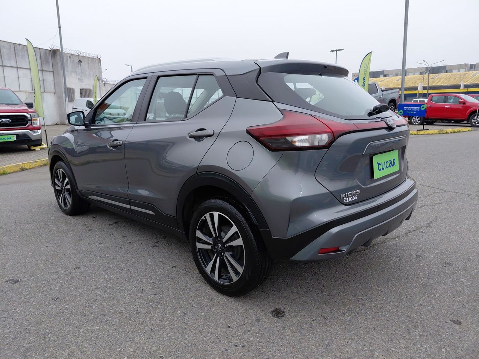 Nissan Kicks 1.6 Advance 4x2 Mt 5p 2022 - Imagen 5 de 8