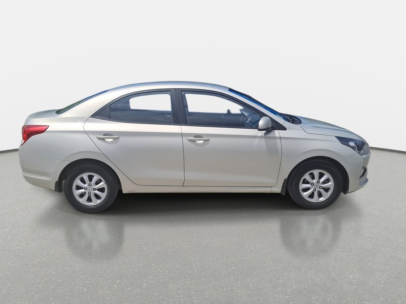Hyundai Verna 1.4 Cb Value 4x2 Mt5 4p 2022 - Imagen 8 de 8