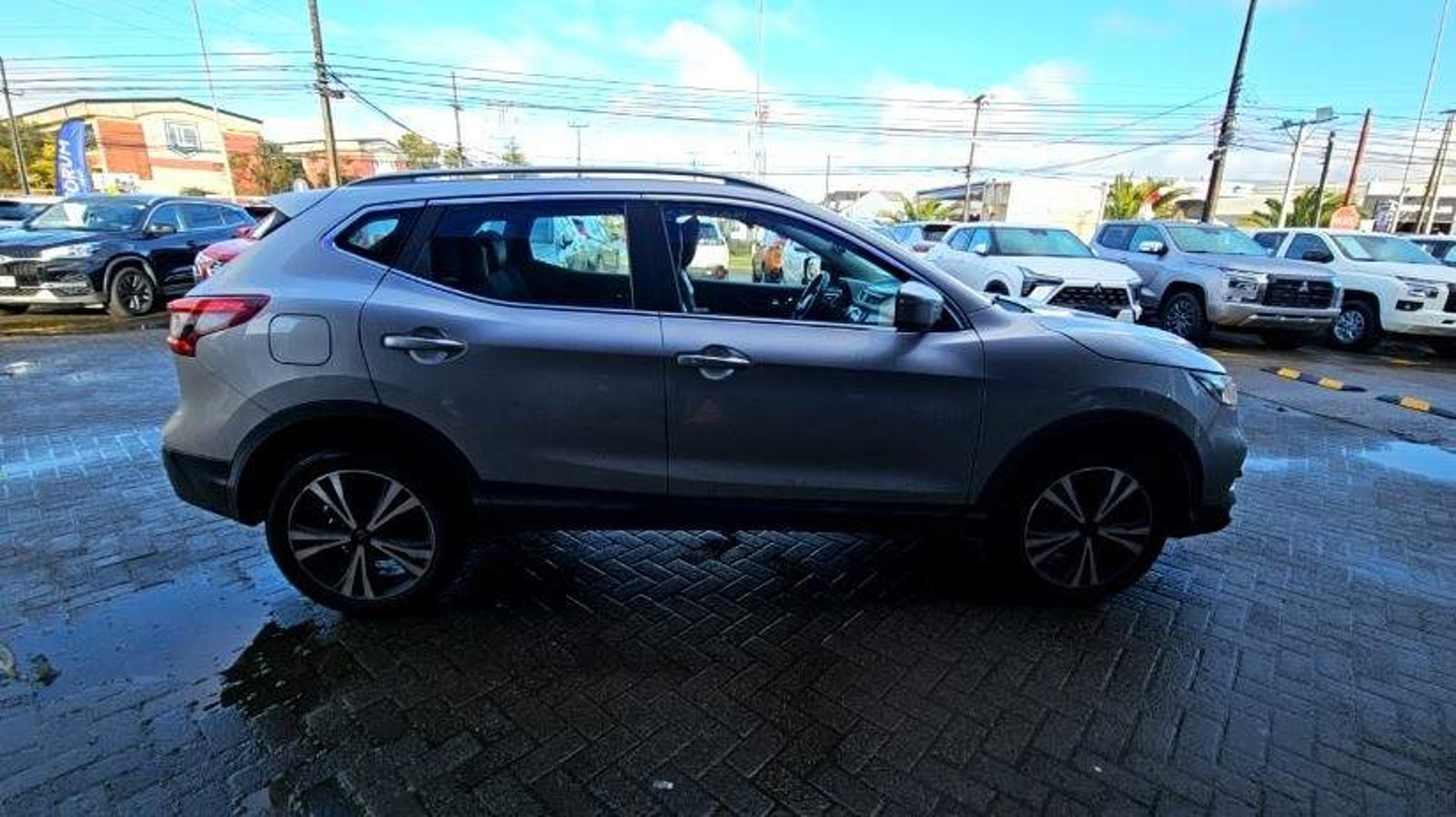 Nissan Qashqai 2.0 Advance Multimedia 4x2 Mt 5p 2021 - Foto 3 de 8