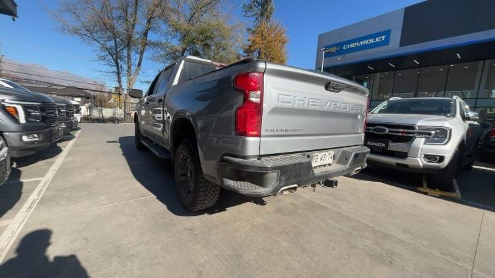 Chevrolet Silverado 5.3 Lt Trail Boss Z71 4x4 At 4p 2024 - Imagen 7 de 8