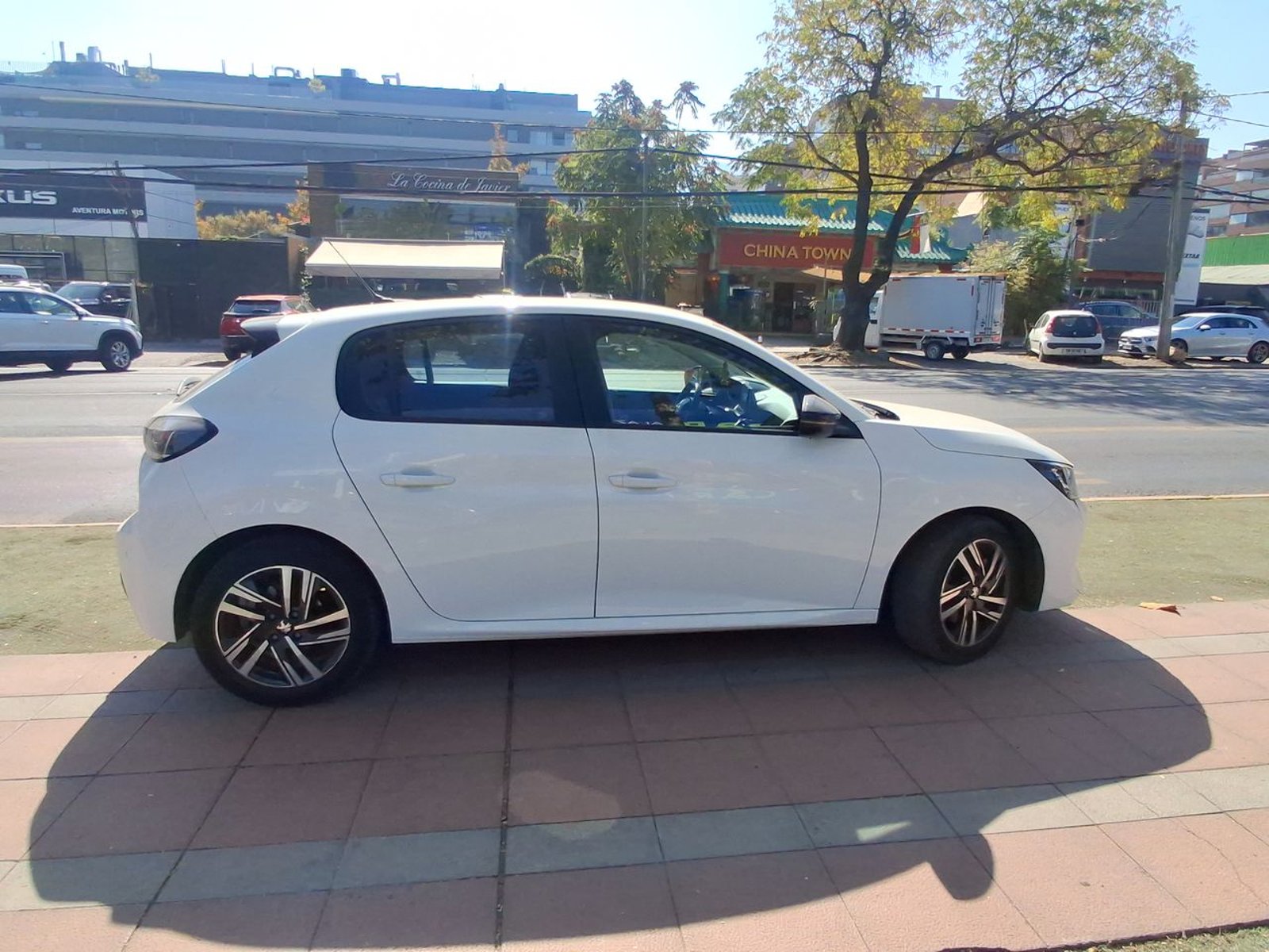Peugeot 208 1.5 Blue Hdi Diesel Active Pack 100 4x2 Mt 5p 2024 - Imagen 8 de 8