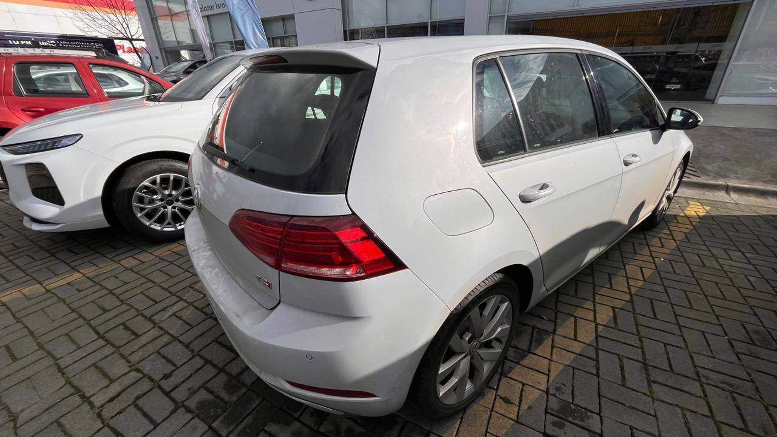 Volkswagen Golf 1.4 Highline 4x2 Hb At 5p 2019 - Imagen 4 de 5