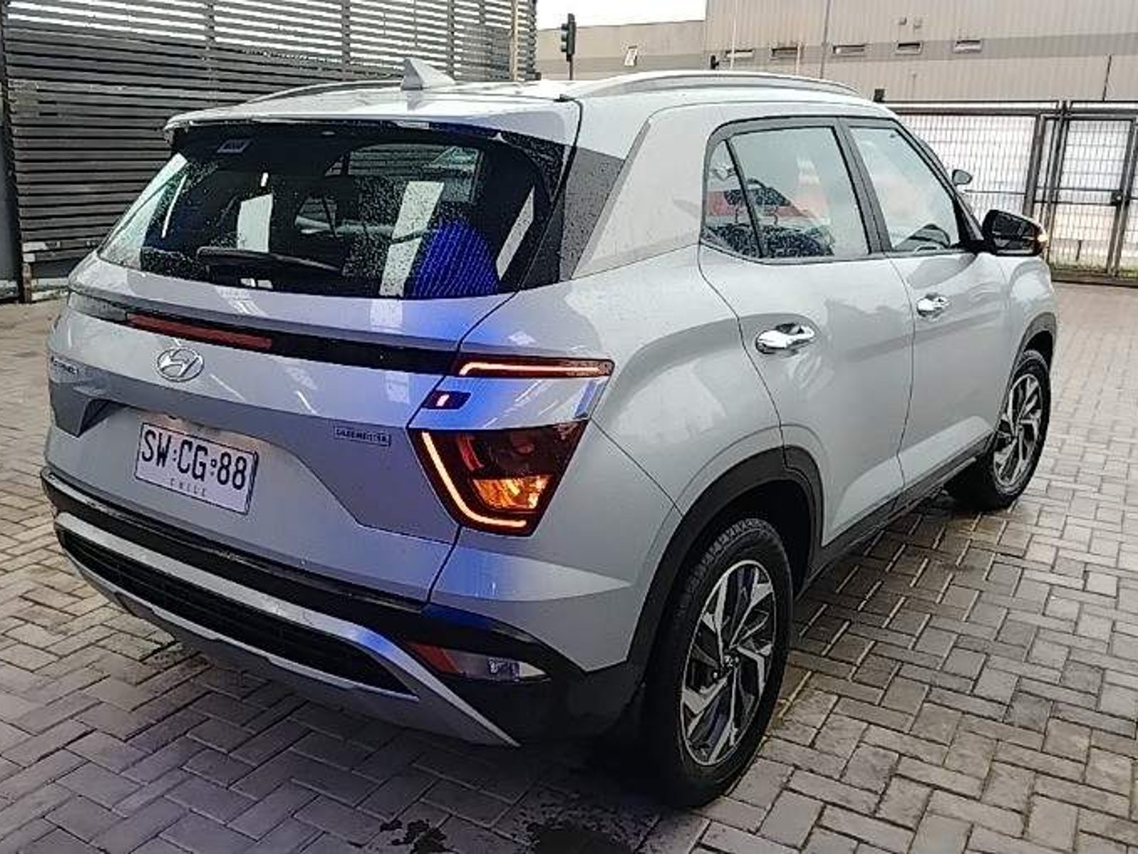 Hyundai Creta 1.5 Value Su2i 4x2 Mt 5p 2023 - Foto 4 de 5