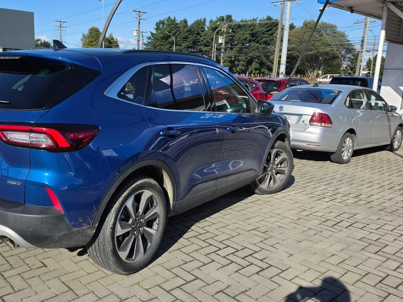 Ford Escape 2.5 Platinum Fhev Hybrid Awd At 5p 2024 - Imagen 4 de 5