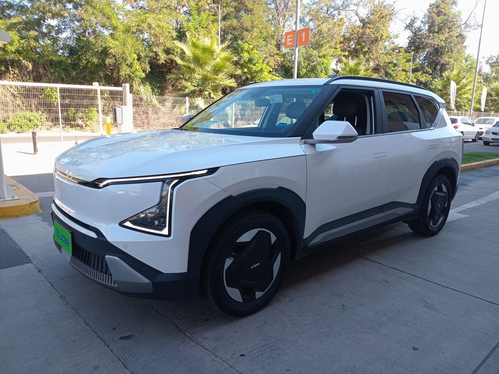 Kia Ev5 Electrico Light 2wd At 5p 2025 - Foto 3 de 8