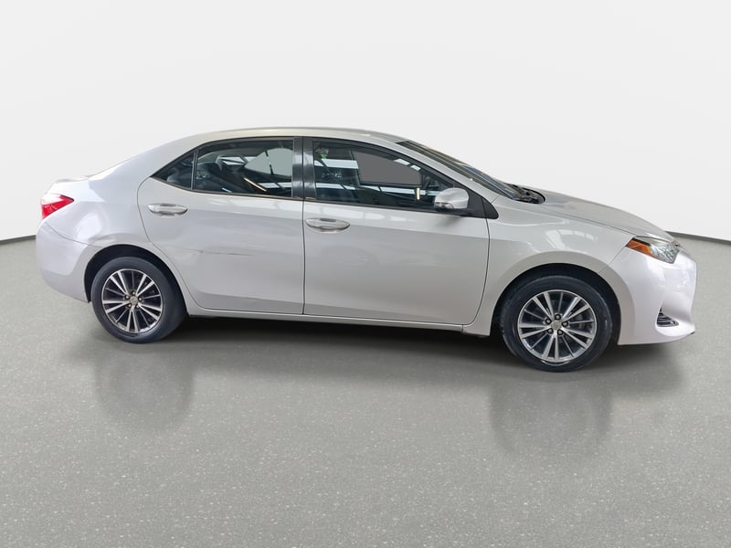 Toyota Corolla 1.8 Gl 4x2 Mt 4p 2017 - Imagen 8 de 8