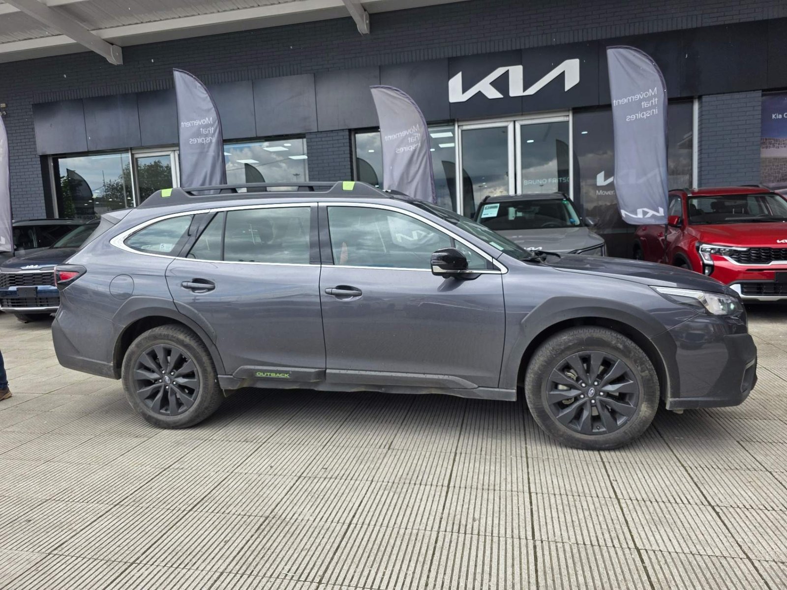 Subaru Outback 2.5i Field Edition Awd Cvt At 5p 2023 - Foto 3 de 5