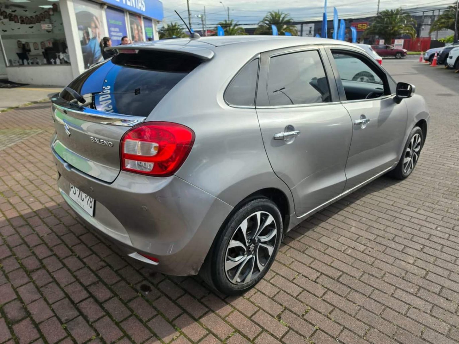 Suzuki Baleno 1.4 Glx 4x2 Hb Mt 5p 2021 - Foto 4 de 5
