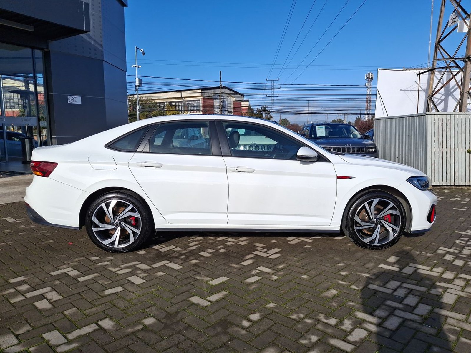 Volkswagen Jetta 2.0 Gli 4x2 At 4p 2024 - Imagen 8 de 8