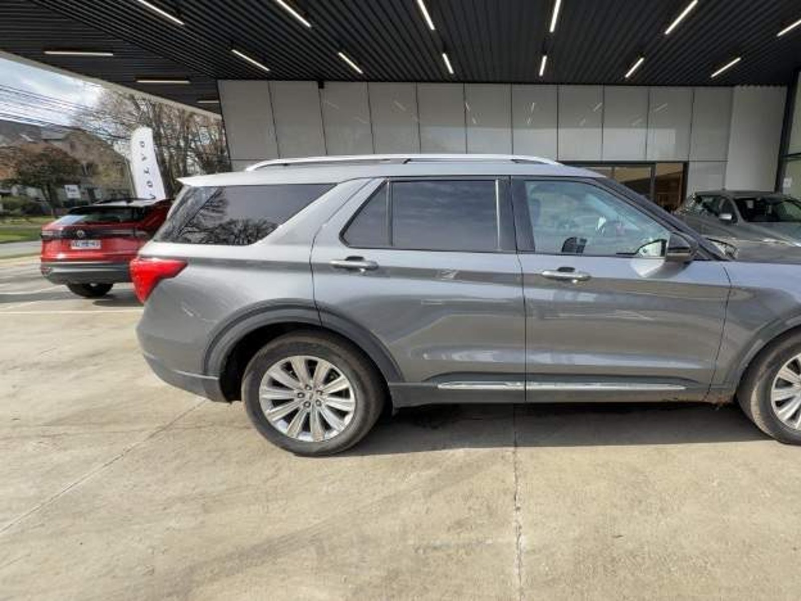 Ford Explorer 2.3 Ecoboost Limited 4x2 At 5p 2023 - Foto 3 de 5
