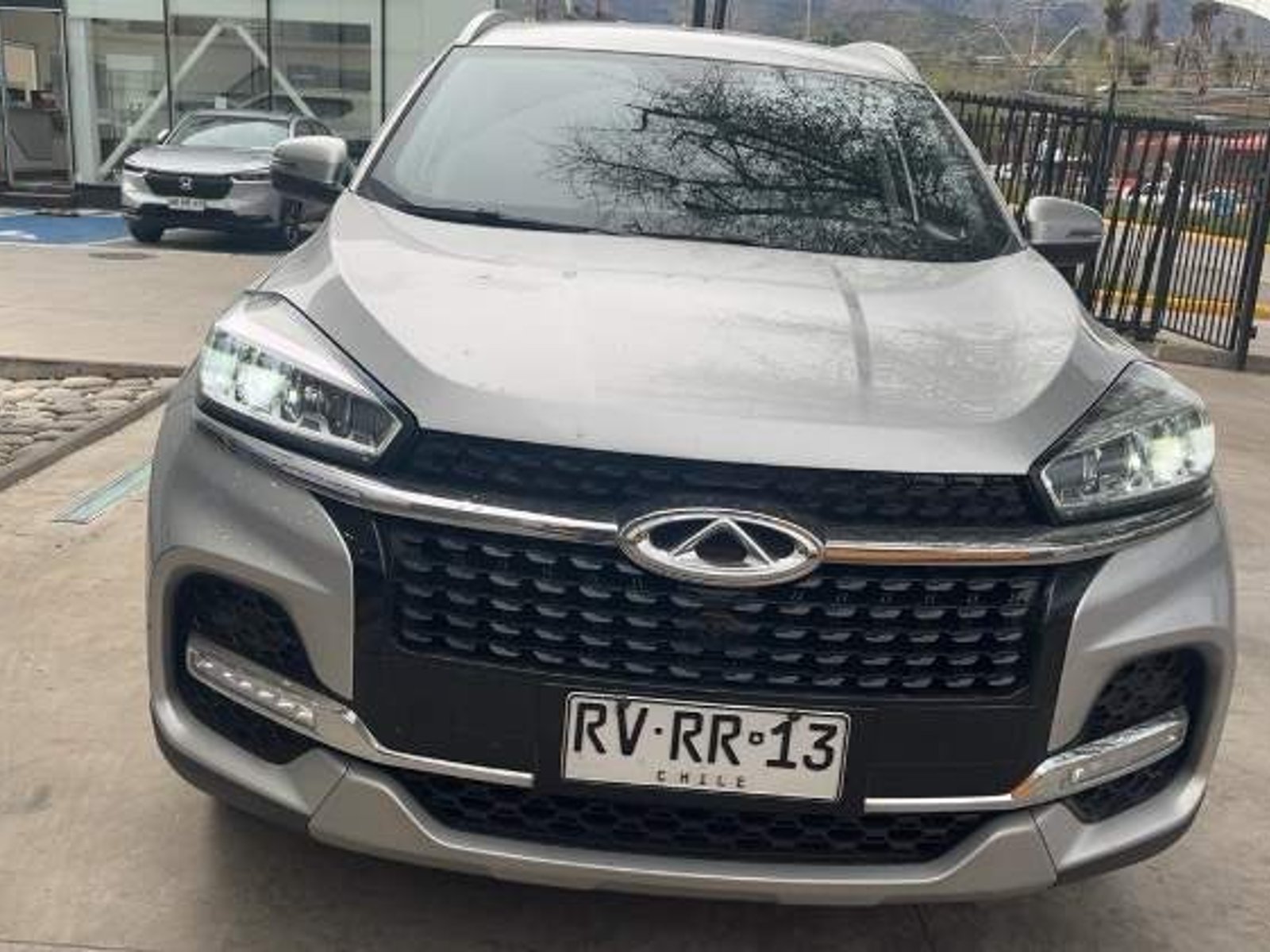 Chery Tiggo 8 1.5t Glx 4x2 Dct At 5p 2022 - Foto 2 de 5