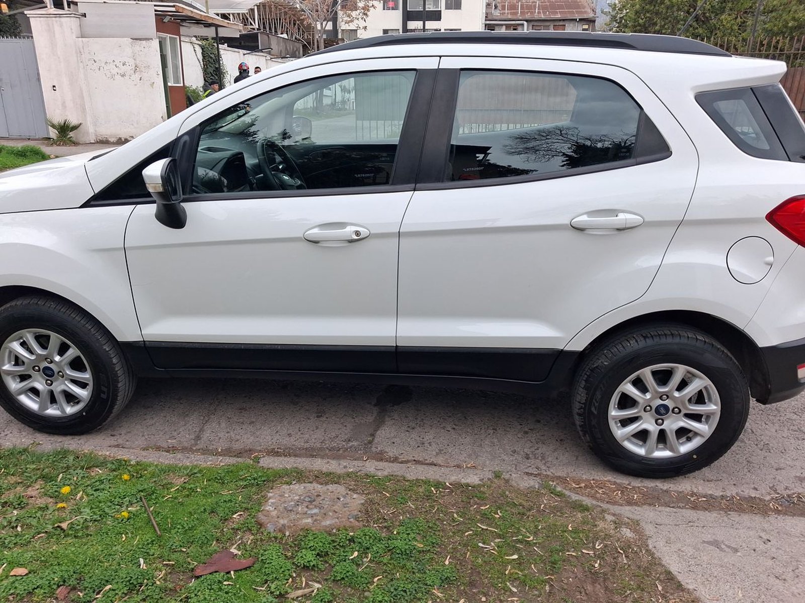 Ford Ecosport 1.5 S 4x2 Mt 5p 2019 - Imagen 4 de 8