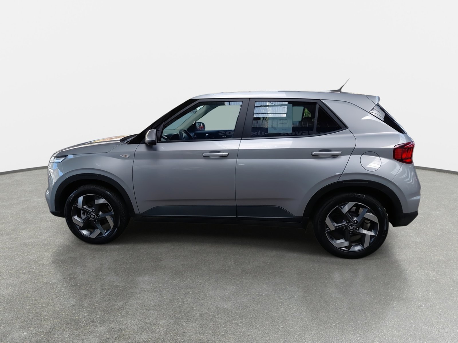 Hyundai Venue 1.6 Qx Go 4x2 Mt 5p 2026 - Foto 4 de 8