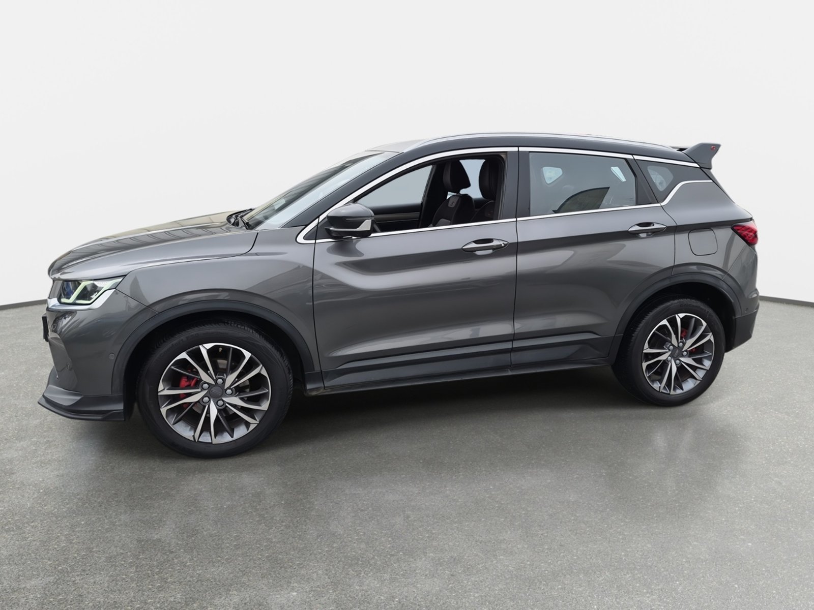 Geely Coolray 1.5 Gf Sport 4x2 At 5p 2023 - Foto 4 de 8