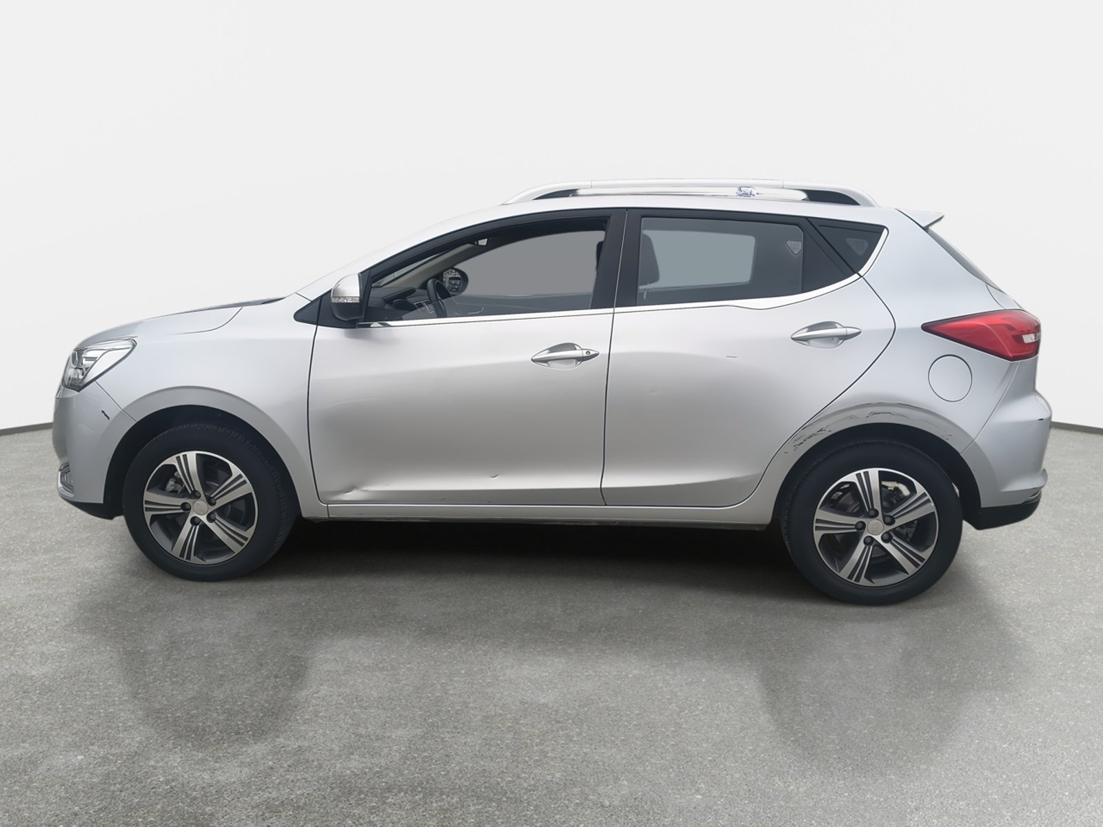 JAC Js2 1.5 Luxury 4x2 Cvt At 5p 2025 - Foto 4 de 8
