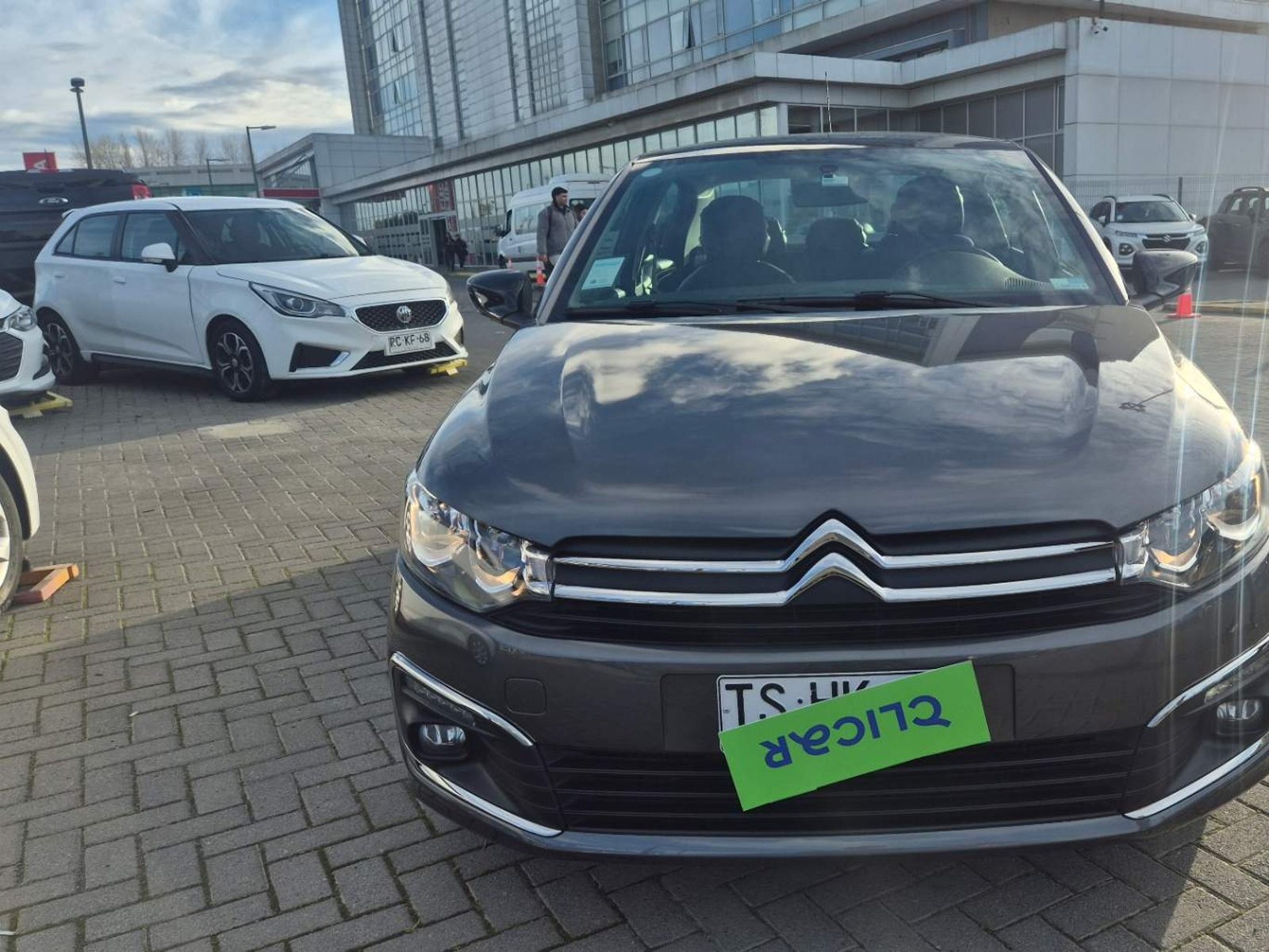 Citroën C-elysee 1.5 Feel Pack Hdi Diesel 4x2 100 Bvm Mt 4p 2024 - Foto 2 de 5