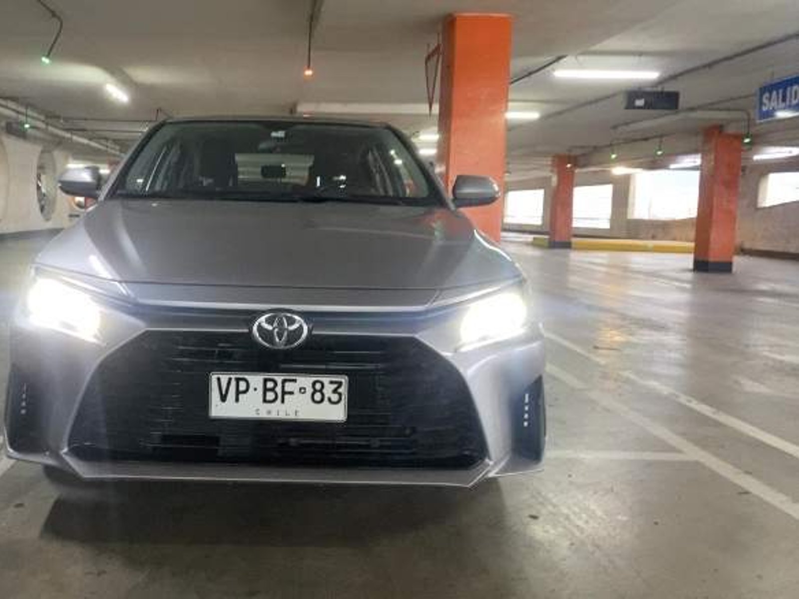 Toyota Yaris 1.5 E 4x2 Sdn Mt 4p 2026 - Foto 2 de 5