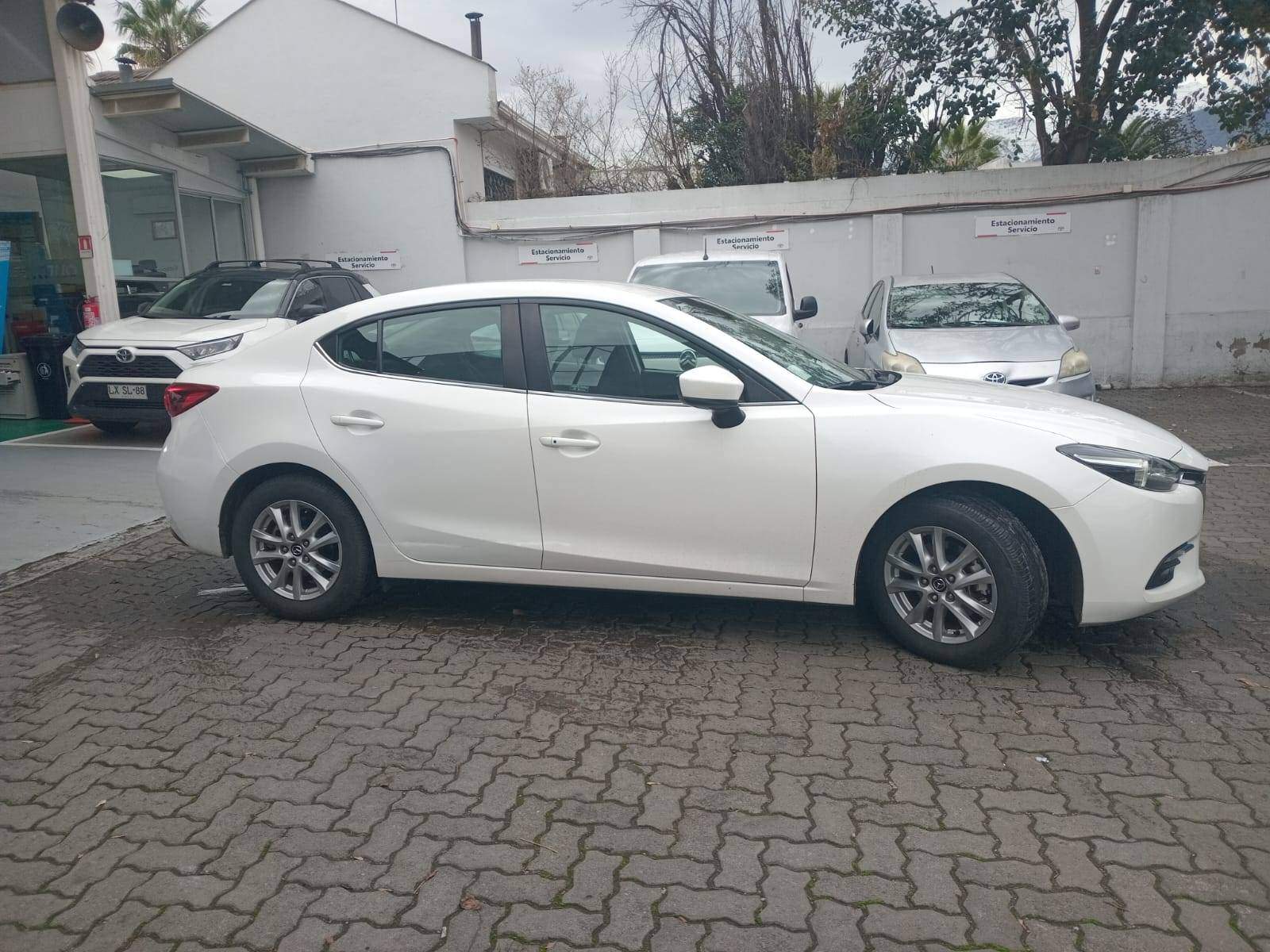 Mazda 3 2.0 V 4x2 Sedan 6mt 4p 2019 - Foto 2 de 4