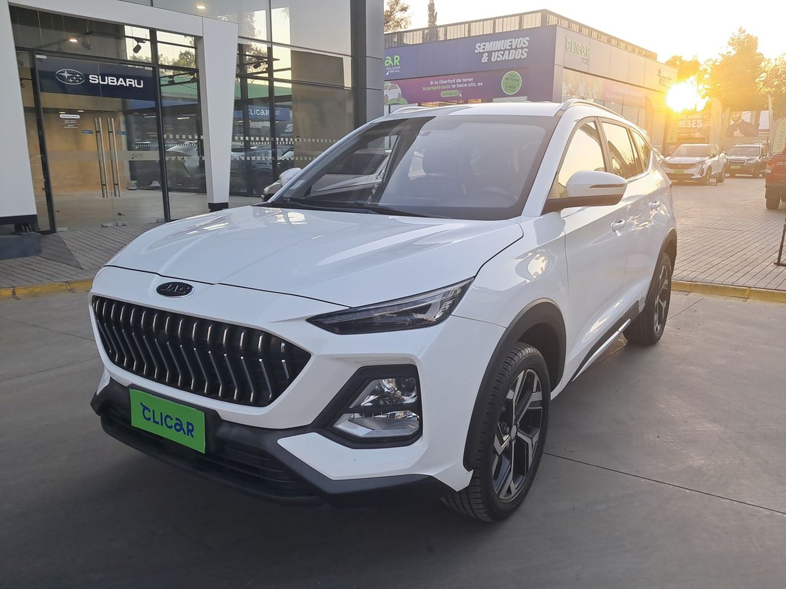 Jac Js8 1.5 Luxury Se 4x2 6mt 5p 2023 - Foto 3 de 8
