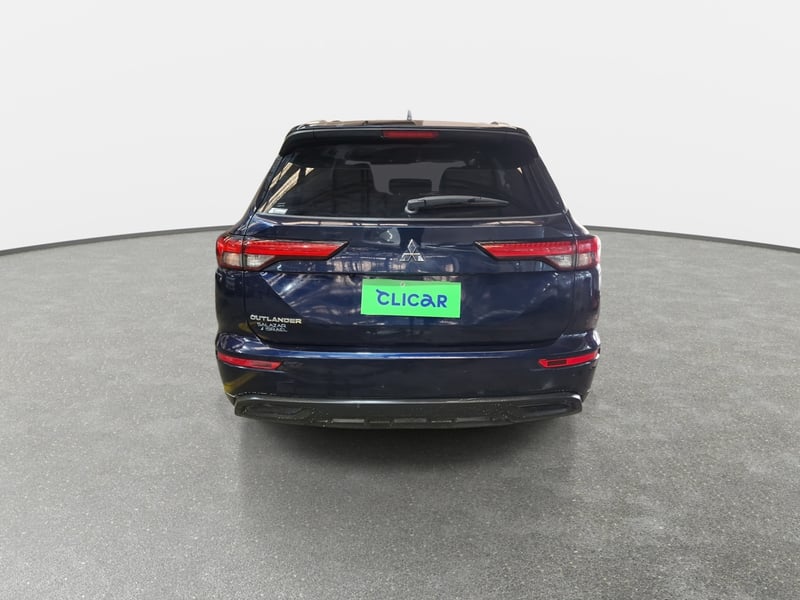 Mitsubishi Outlander 2.5 Gl P 4x2 At 5p 2024 - Imagen 6 de 8