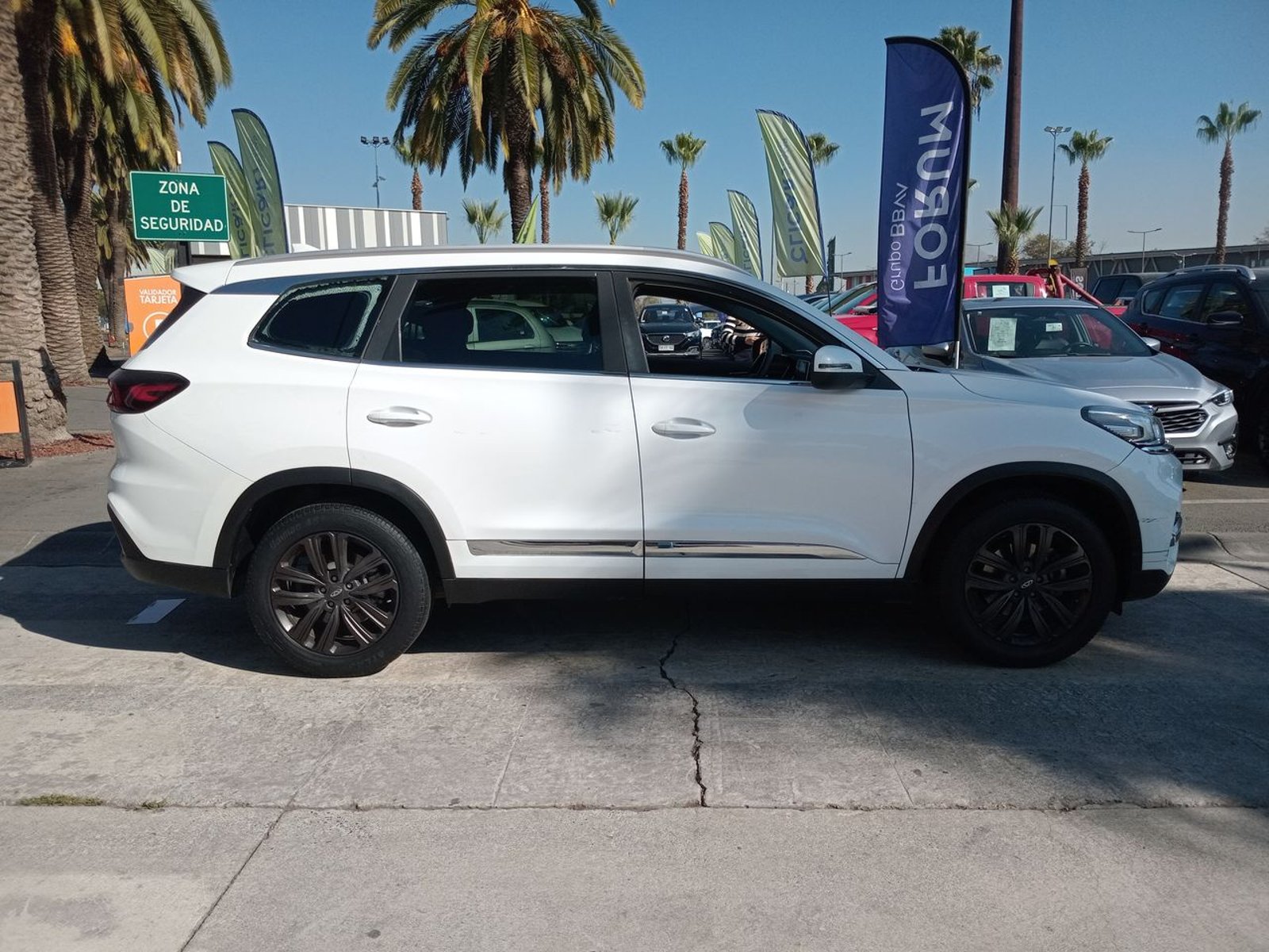 Chery Tiggo 8 1.5t Gl 4x2 Mt6 5p 2021 - Imagen 8 de 8