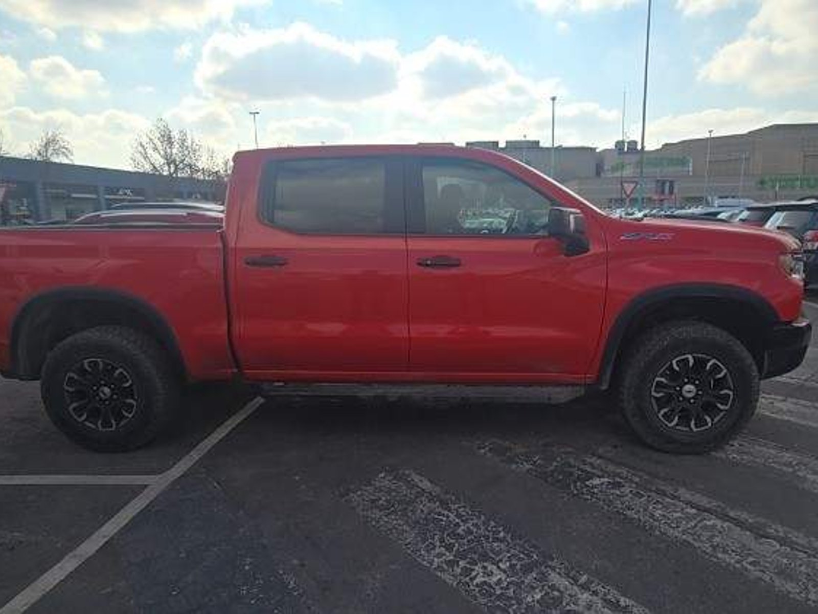Chevrolet Silverado 6.2 Zr2 4x4 At 4p 2023 - Foto 3 de 5