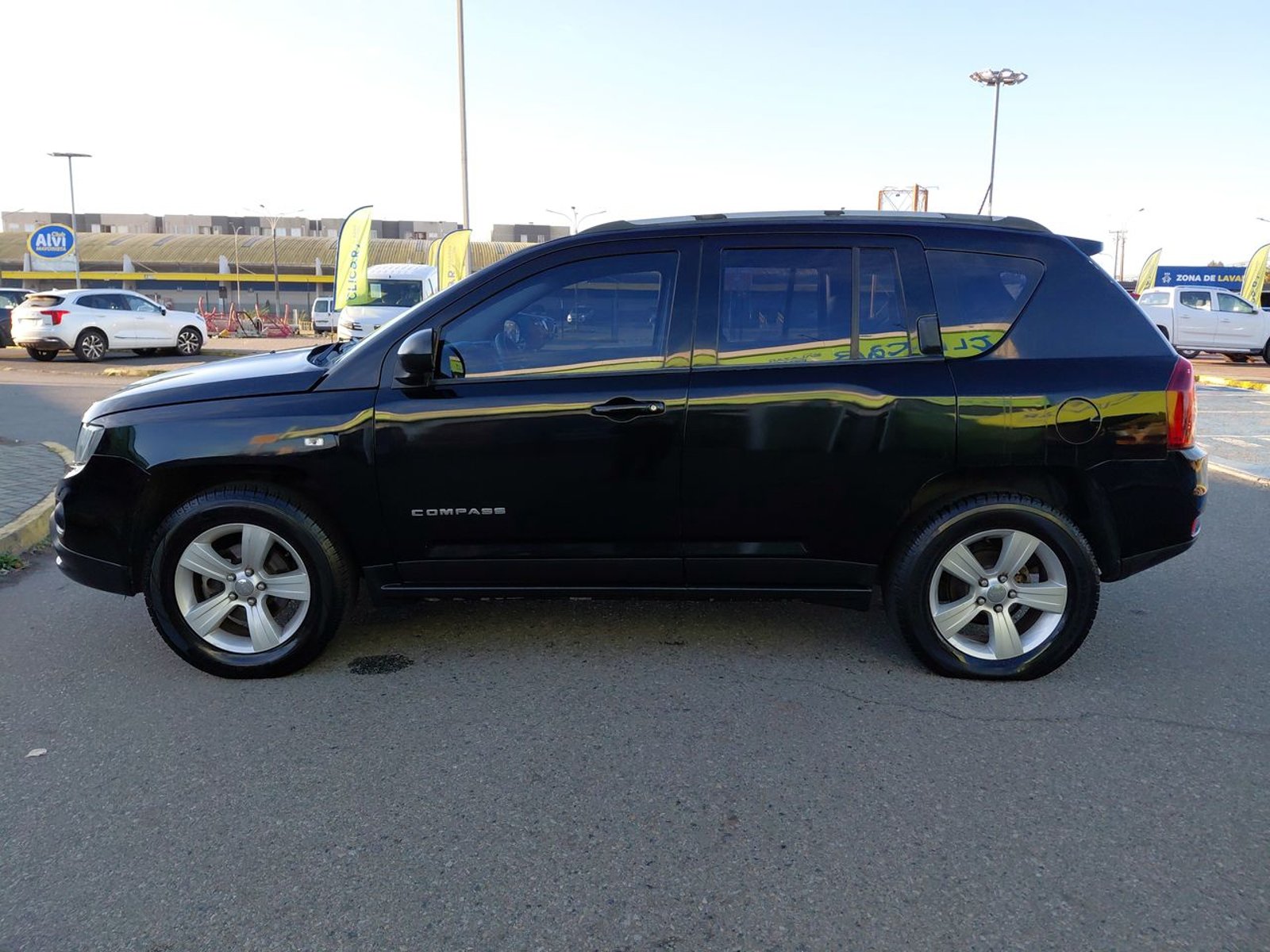 Jeep Compass 2.4 Sport 4wd At 5p 2015 - Imagen 4 de 8