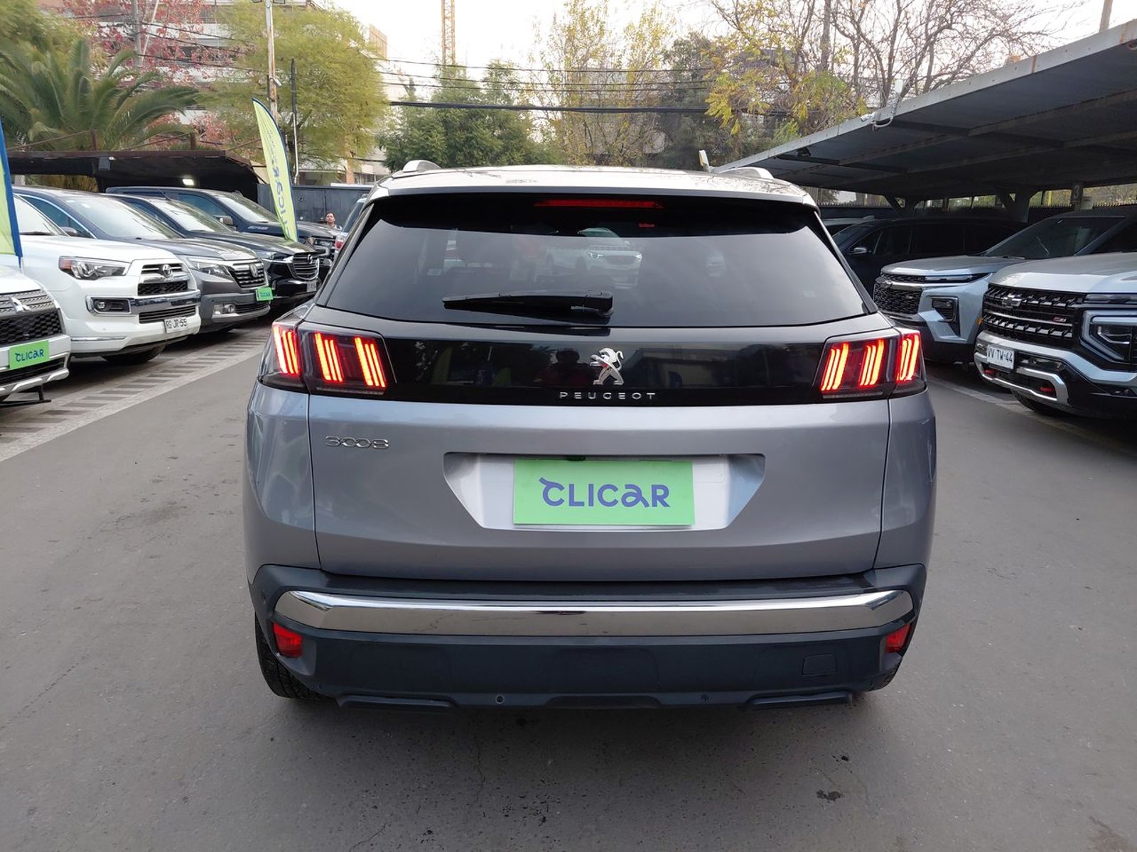 Peugeot 3008 1.5 Allure Pack Bluehdi 130 4x2 Eat8 5p 2024 - Imagen 6 de 8