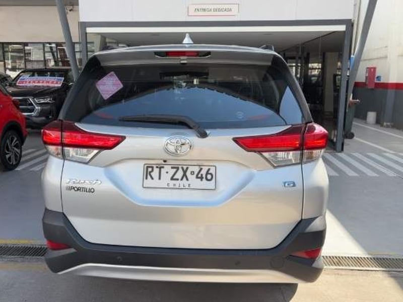 Toyota Rush 1.5 Xli 4x2 At 5p 2022 - Imagen 5 de 5