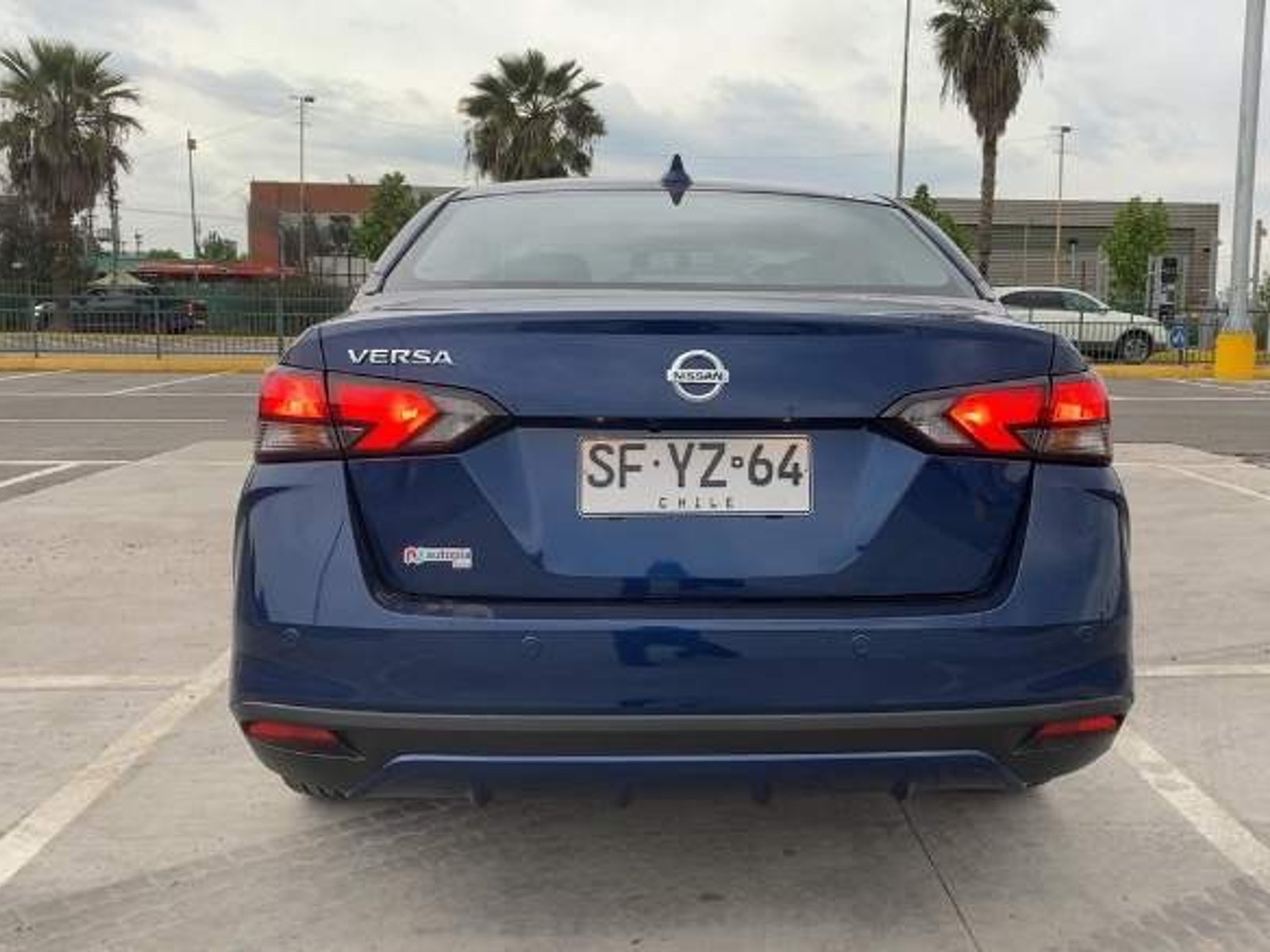 Nissan Versa 1.6 Exclusive 4x2 Cvt At 4p 2023 - Foto 5 de 5
