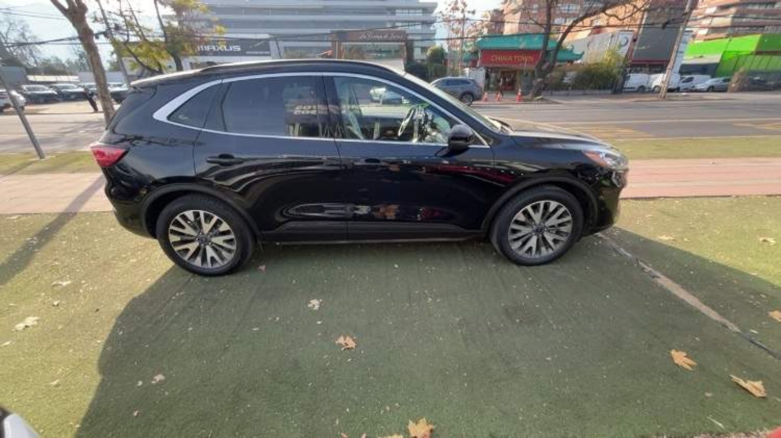 Ford Escape 2.5 Atkinson Titanium Hibrido Awd At 5p 2021 - Foto 3 de 8