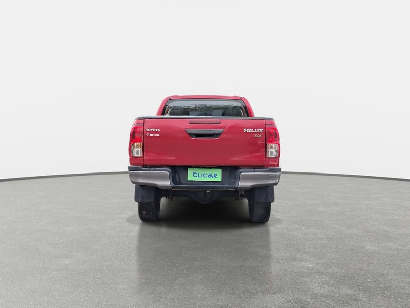 Toyota Hilux 2.4 Dx Diesel 4x2 Dob. Cab. Mt 4p 2023 - Imagen 6 de 8