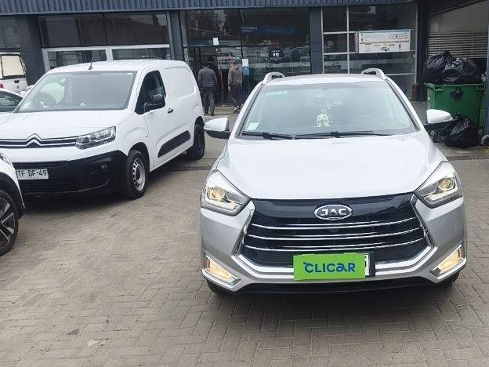 JAC Js2 1.5 Luxury 4x2 Mt 5p 2021 - Foto 2 de 5