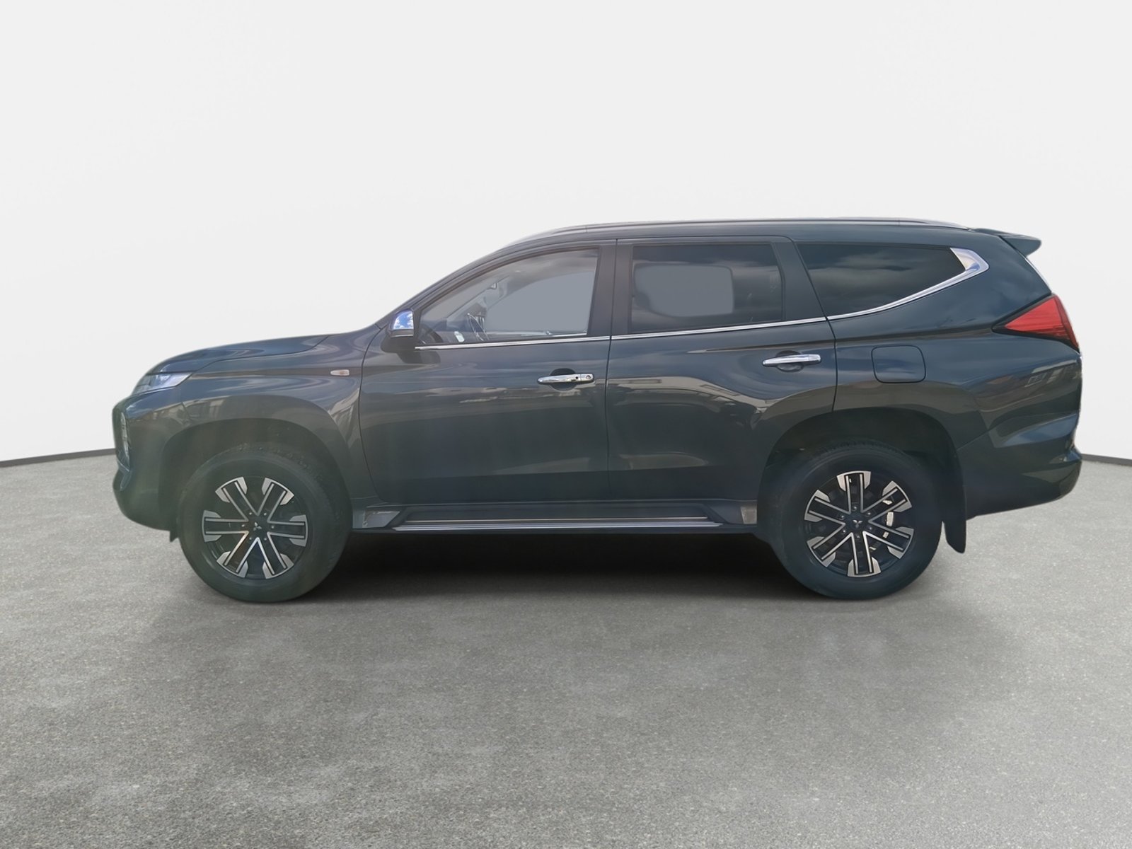 Mitsubishi Montero Sport 3.0 4x2 At 5p 2024 - Foto 4 de 8