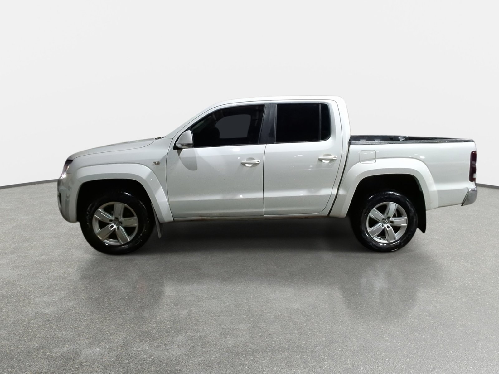 Volkswagen Amarok 2.0 Highline Diesel 4motion 4x4 Dob. Cab. At 4p 2023 - Foto 4 de 8