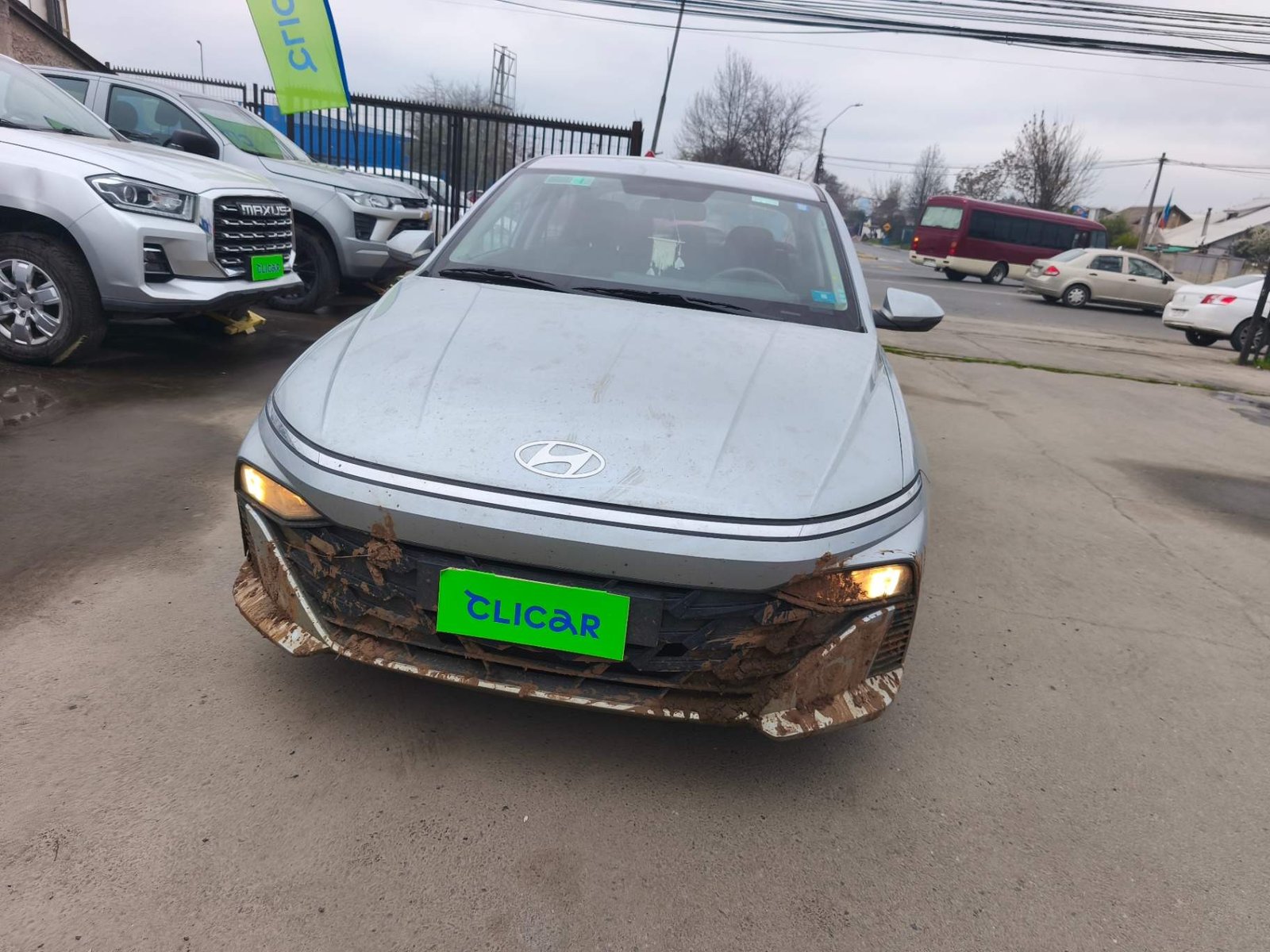 Hyundai Accent 1.5 Plus 4x2 Mt 4p 2024 - Foto 2 de 5