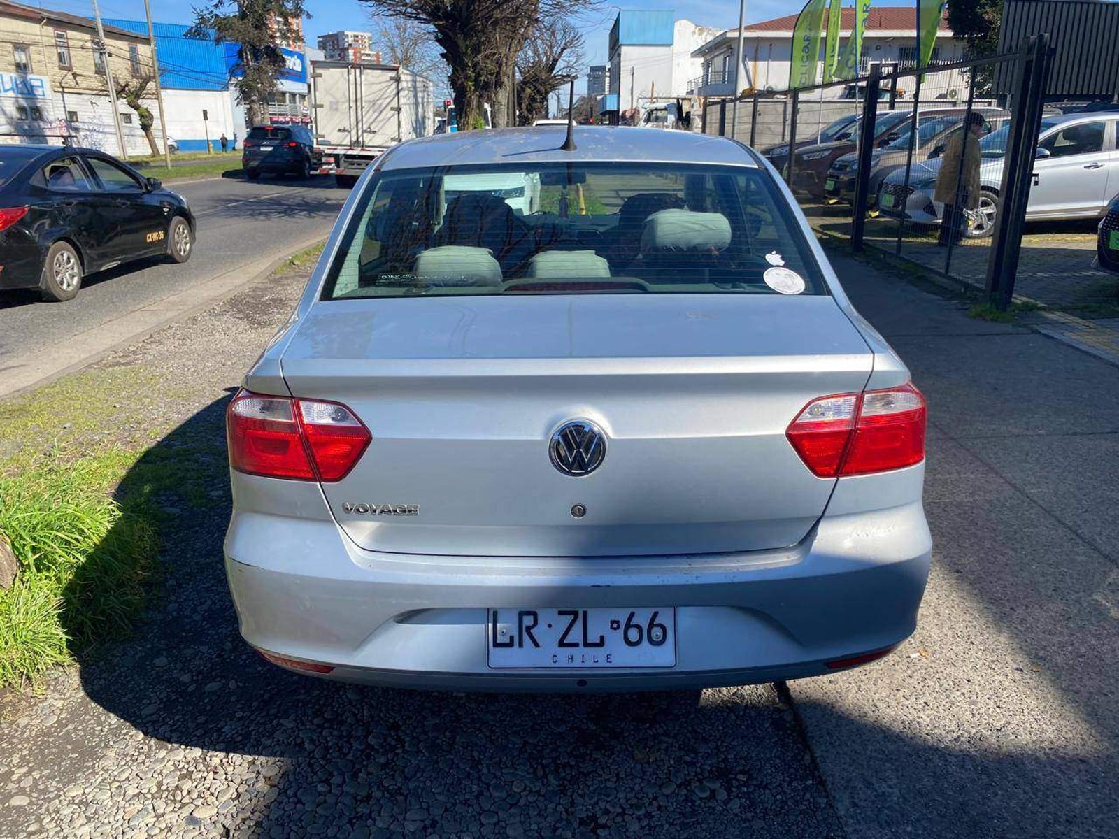Volkswagen Voyage 1.6 Trendline 4x2 2ab Mt 4p 2020 - Foto 5 de 5