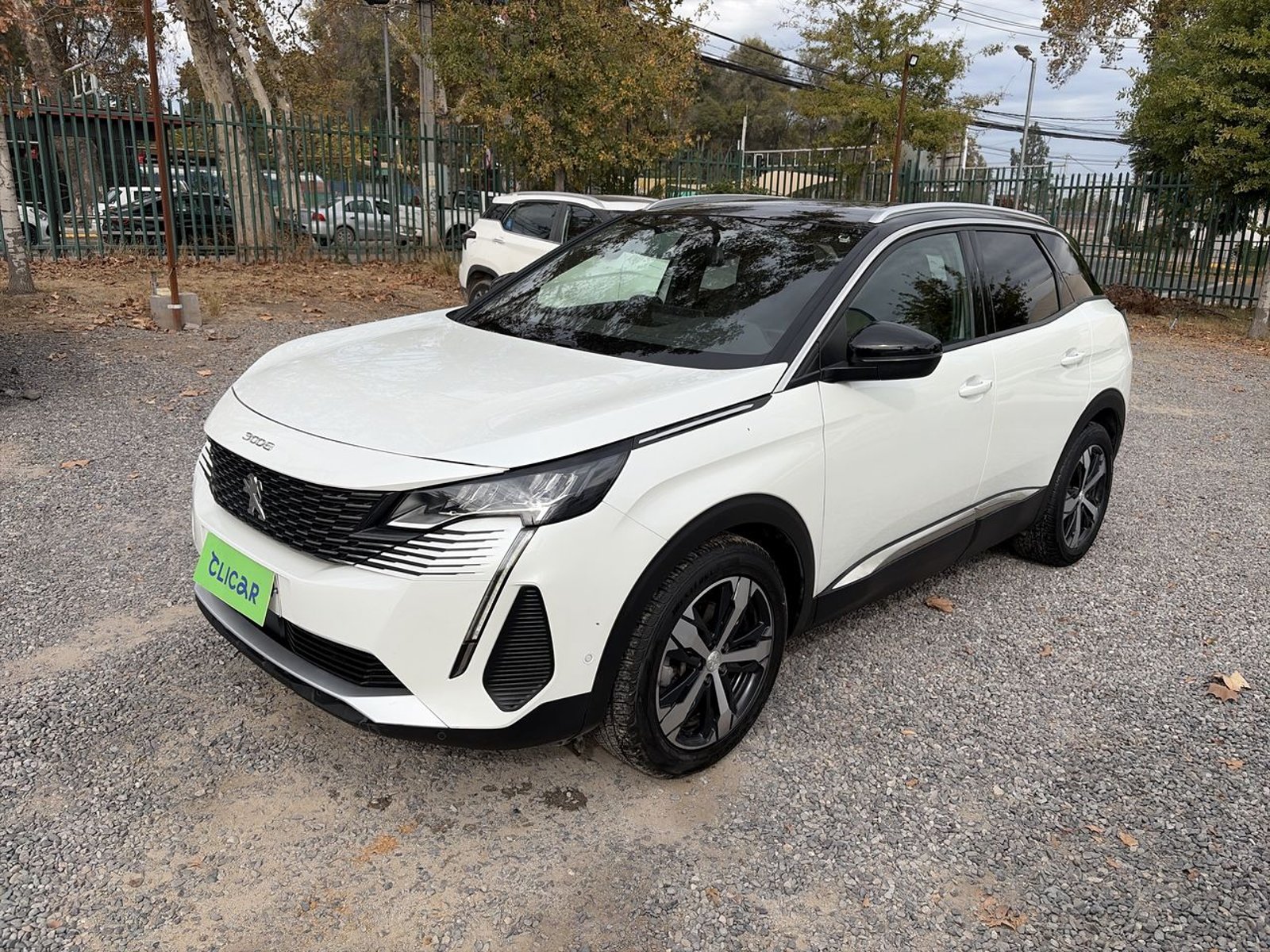 Peugeot 3008 1.5 Allure Pack Bluehdi 130 4x2 Eat8 5p 2024 - Foto 3 de 8