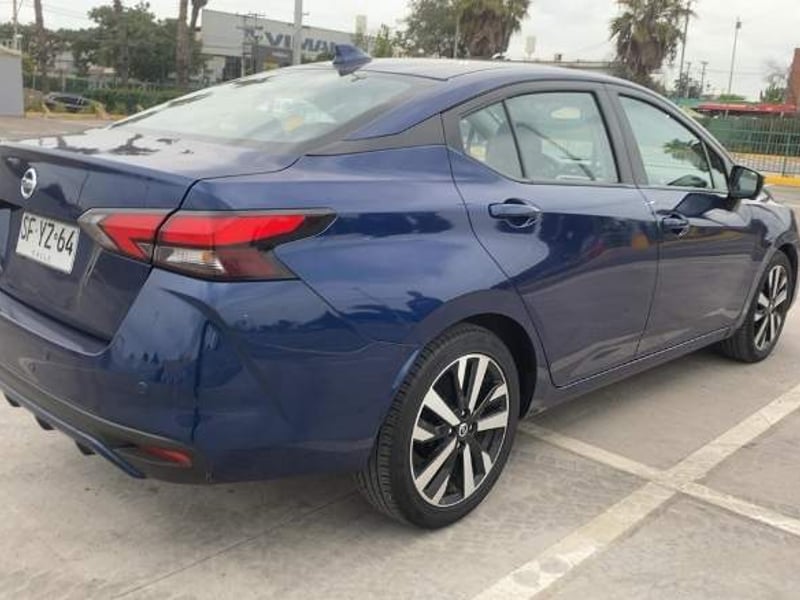 Nissan Versa 1.6 Exclusive 4x2 Cvt At 4p 2023 - Imagen 4 de 5