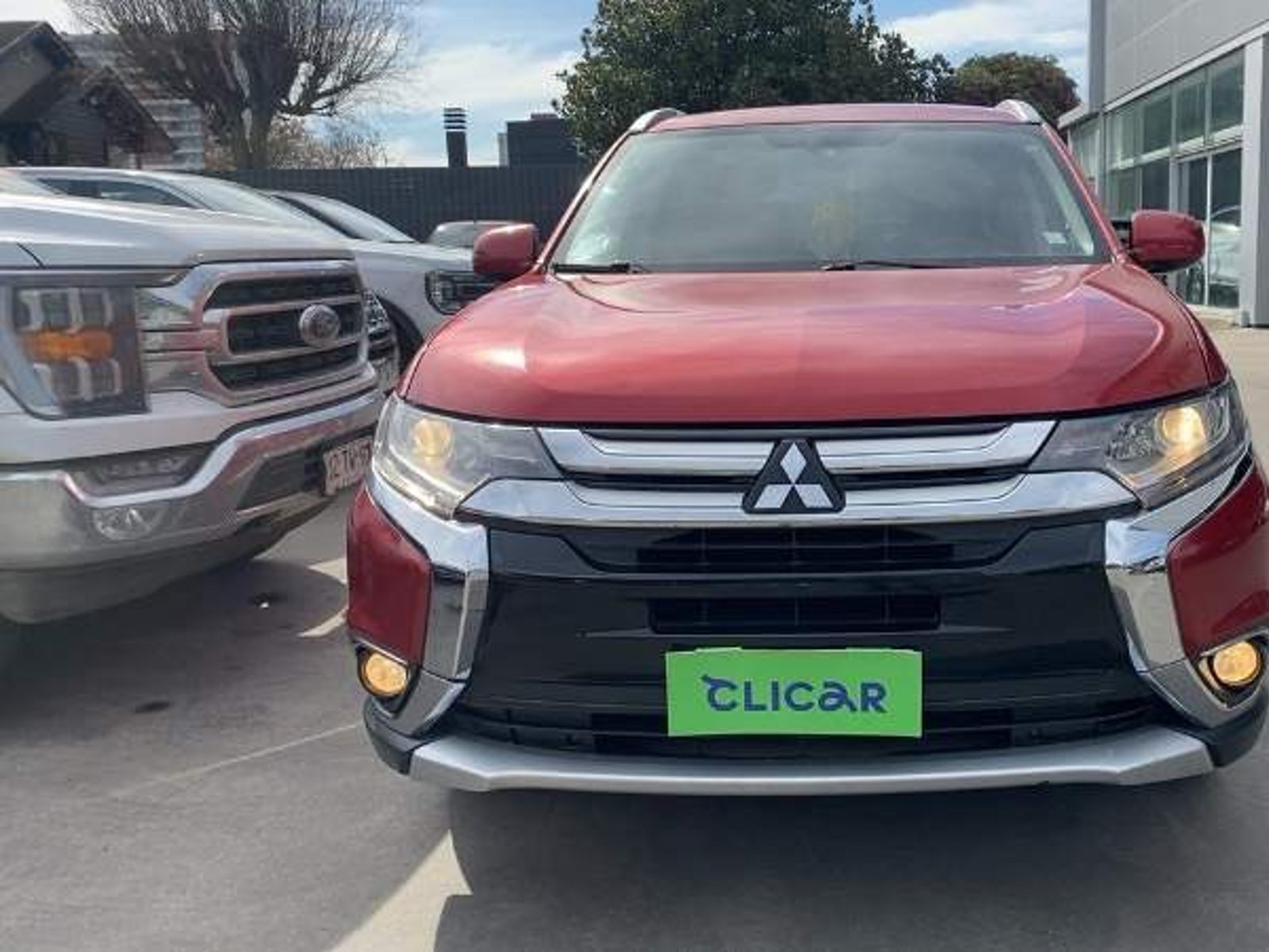 Mitsubishi Outlander 2.0 4x2 Mt 5p 2016 - Foto 2 de 5