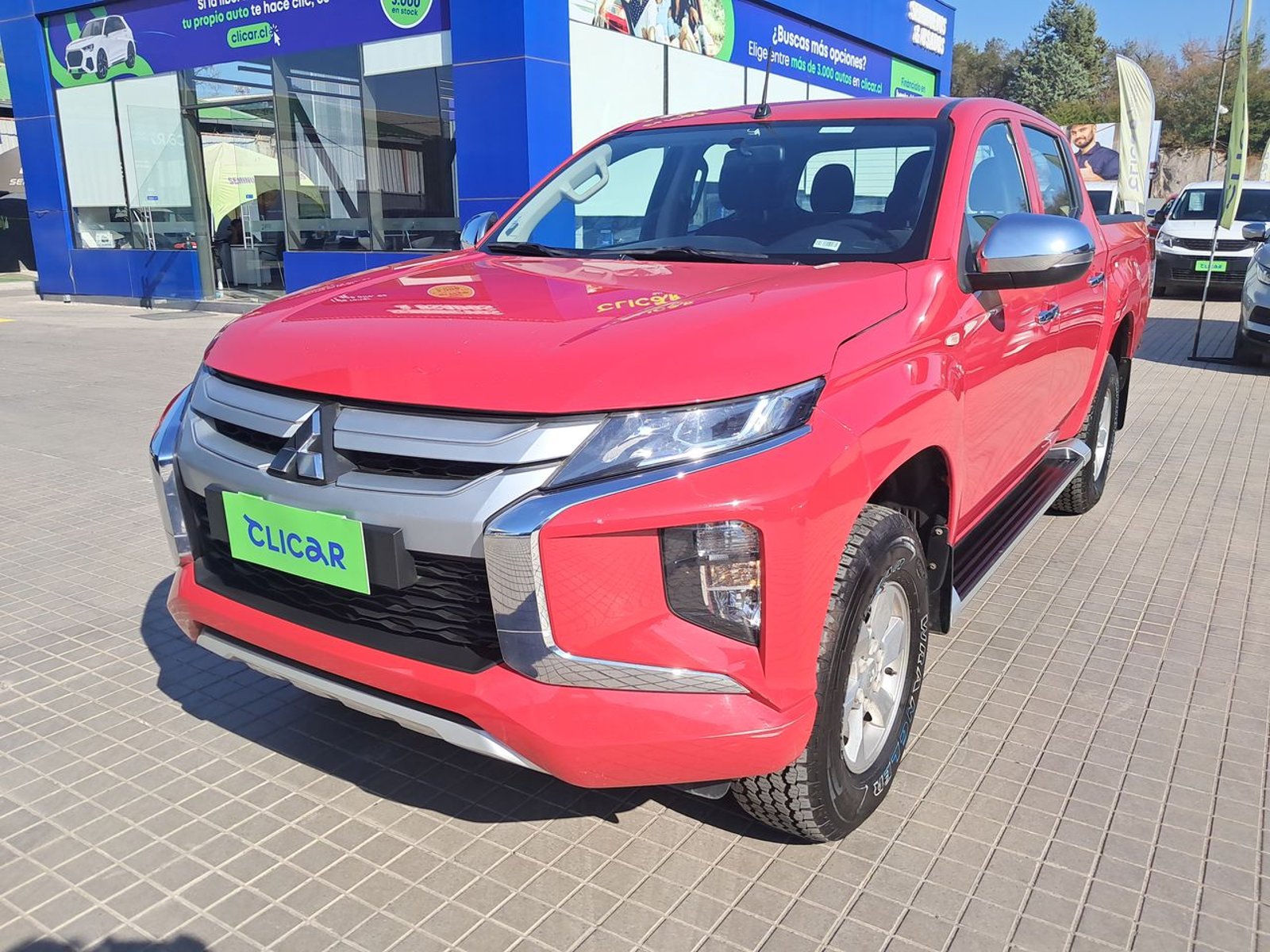 Mitsubishi L200 2.2 Katana Crt Diesel Dob. Cab. 4x4 Mt 4p 2024 - Foto 3 de 8